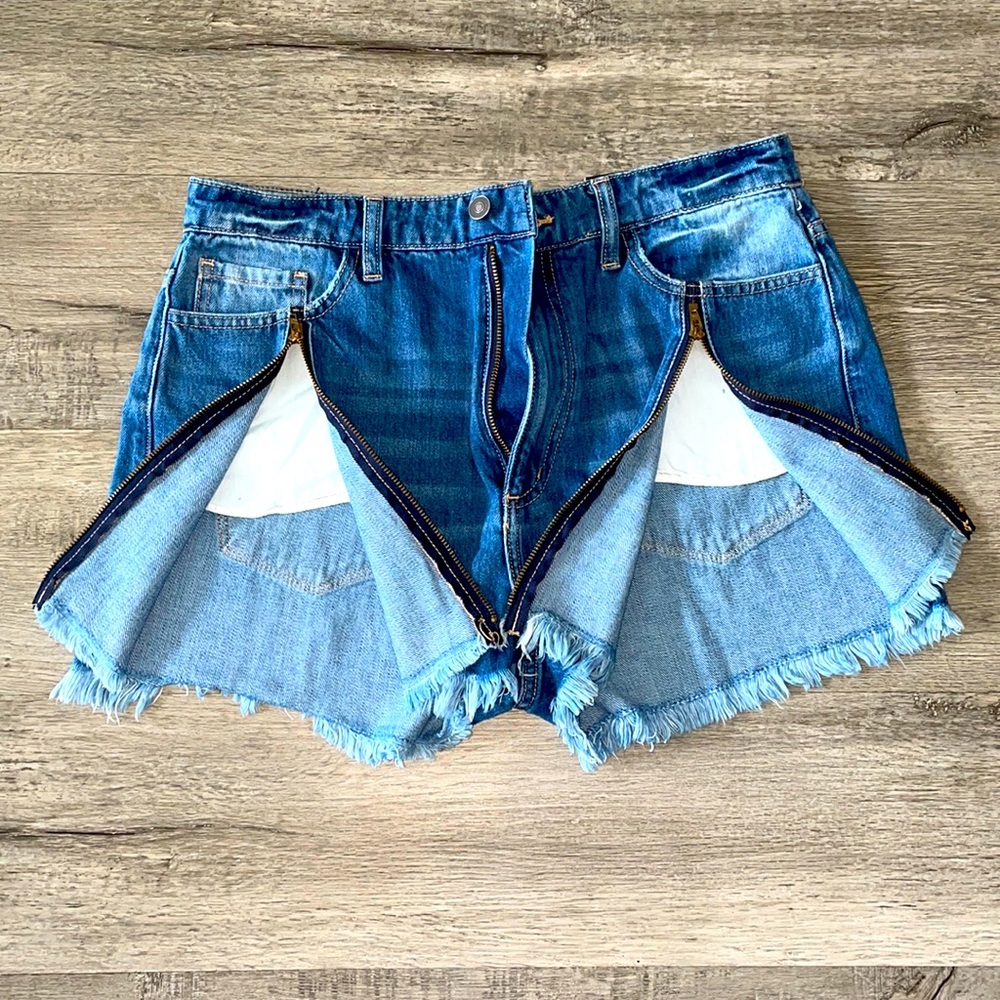 Distress denim shorts ** SIZE 11** see description